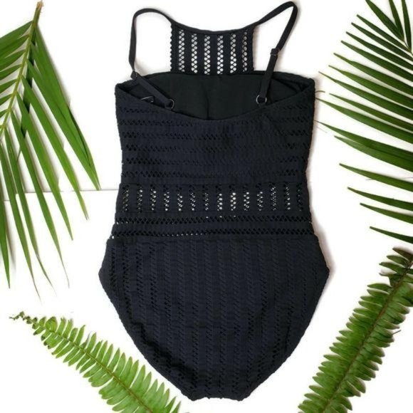 Kenneth Cole tough lux crochet high neck swim suit NWOT beach summer pool party - Picture 3 of 4
